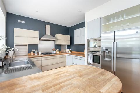 5 bedroom terraced house for sale, Calbourne Road, London, SW12