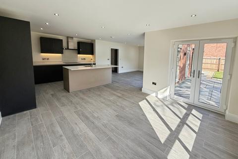 5 bedroom detached house for sale, Donnerville Gardens, Telford TF5