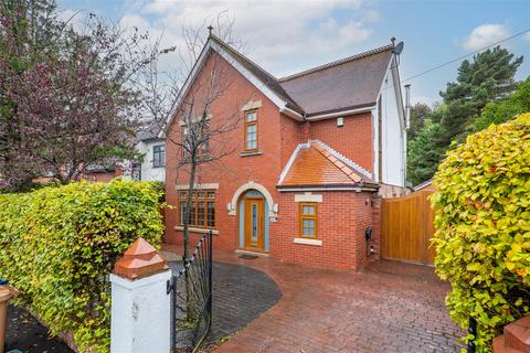Priory Lane, Preston PR1
