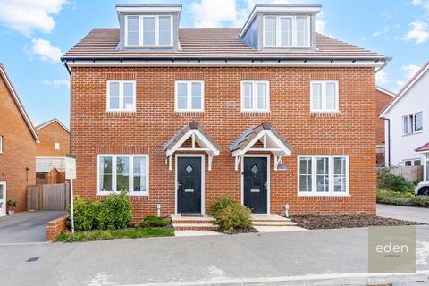undefined, Worrall Drive, Wouldham, ME1