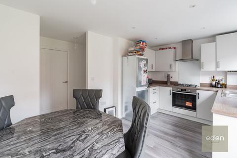 undefined, Worrall Drive, Wouldham, ME1