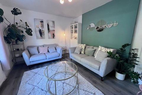 3 bedroom semi-detached house to rent, Beresford Road, Sawley, NG10 3DZ