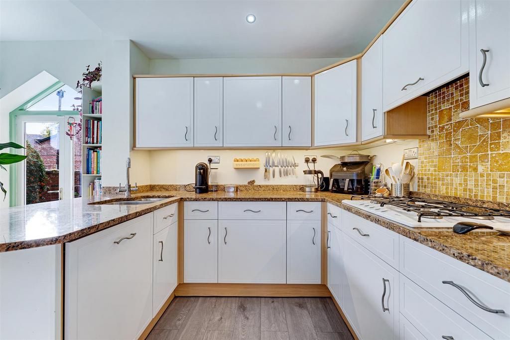 Breakfast Kitchen 2