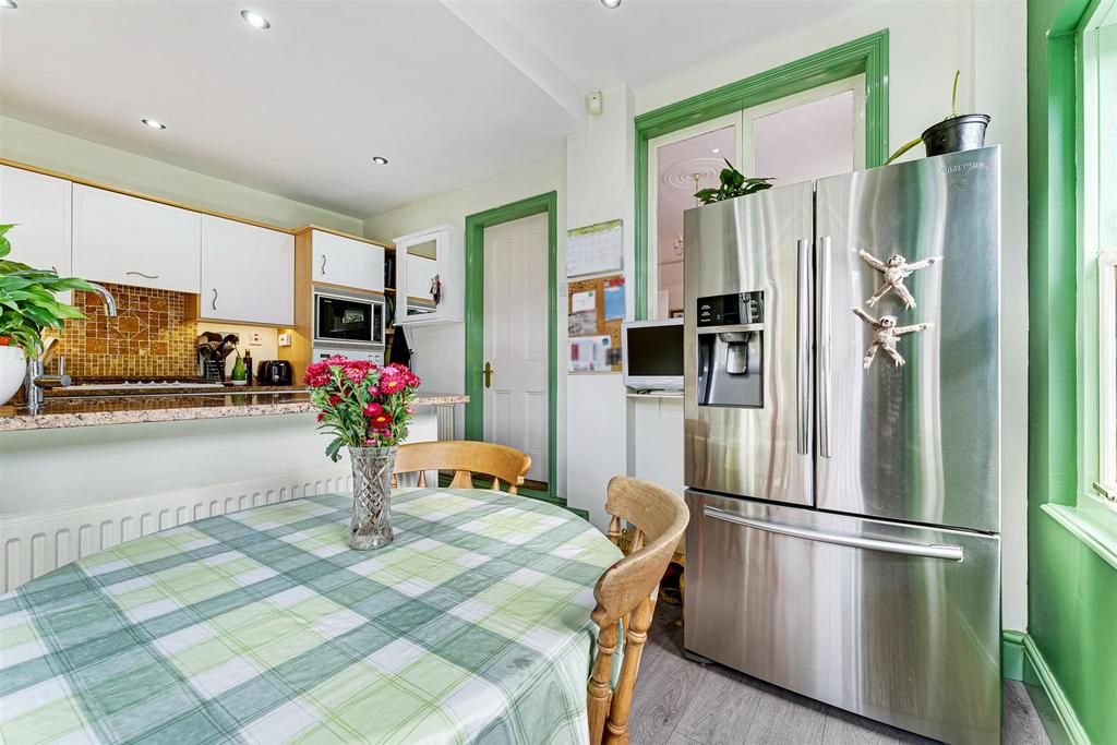 Breakfast Kitchen 6