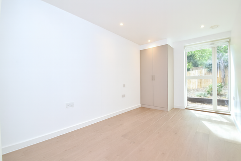 undefined, London SE23