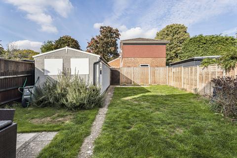 3 bedroom semi-detached bungalow for sale, Batchwood Drive, St. Albans, Hertfordshire, AL3