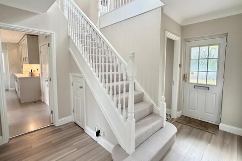 5 bedroom detached house for sale, Shires Close, Ringwood, BH24 3DJ