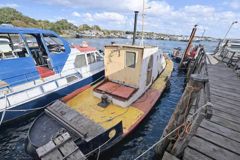 1 bedroom houseboat for sale, Knight Road, Rochester ME2