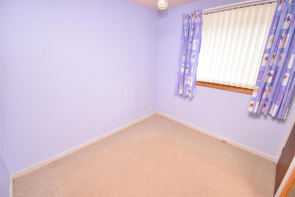 Bedroom three (2).jpg