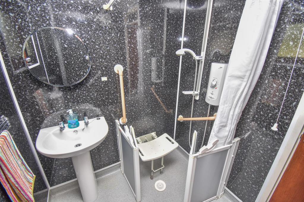 WET ROOM.jpg