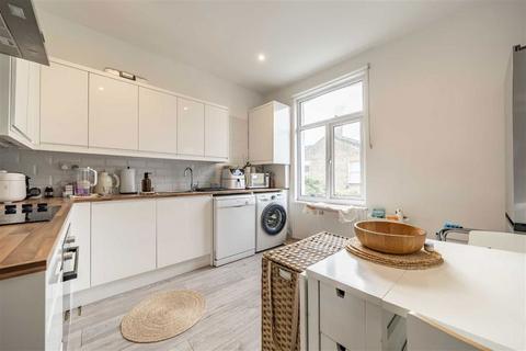 1 bedroom flat to rent, St. Elmo Road, London W12