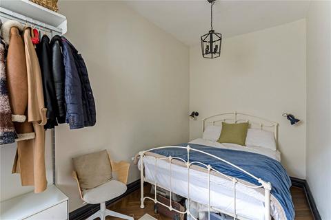 Garden Flat, 24 Victoria Square, Bristol, BS8 4ES