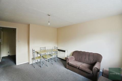 undefined, Fenman Gardens, Ilford, IG3