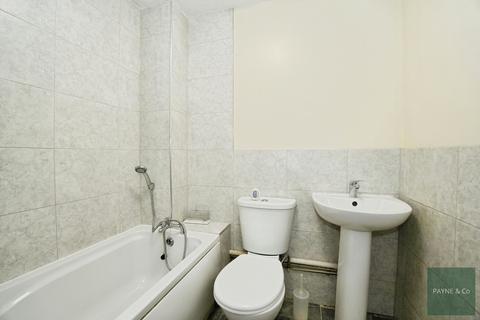 undefined, Fenman Gardens, Ilford, IG3