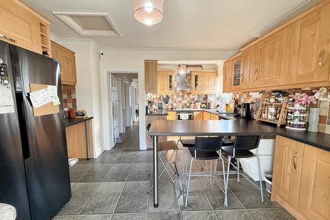 undefined, Ridgeway, Rayleigh, Essex, SS6