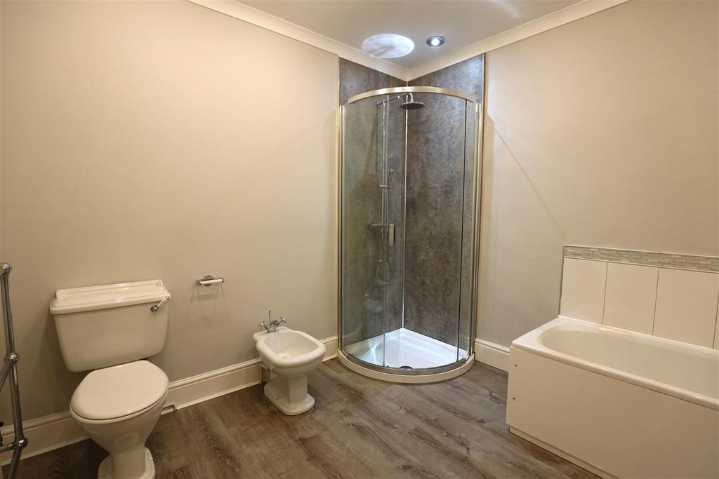 3 r5 a5917.jpg