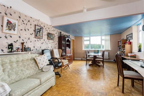 5 bedroom detached house for sale, Warthill, York