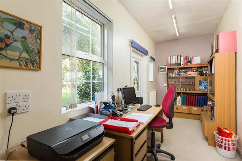 5 bedroom detached house for sale, Warthill, York