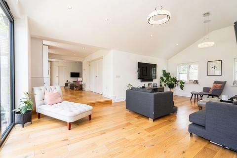 4 bedroom detached house for sale, Marigold Lane, Ingatestone CM4