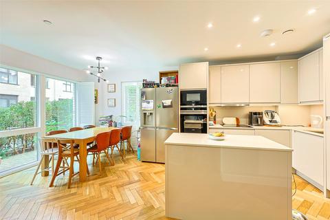 4 bedroom townhouse for sale, Hoy Close, Colindale Gardens, Colindale, NW9