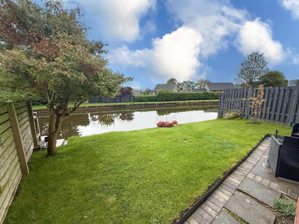 3 bed townhouse, Silsden 27