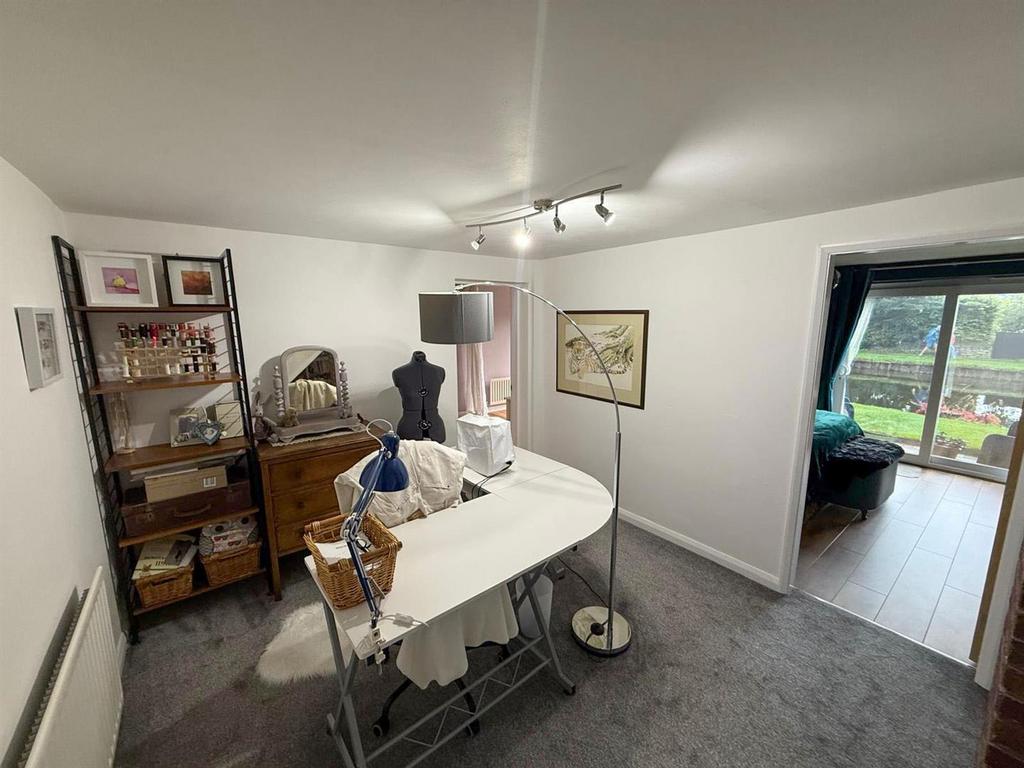 3 bed townhouse, Silsden 9