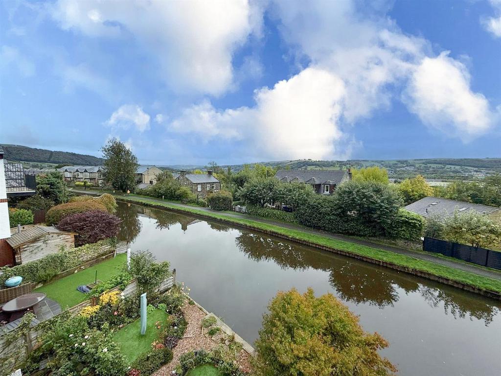 3 bed townhouse, Silsden 24