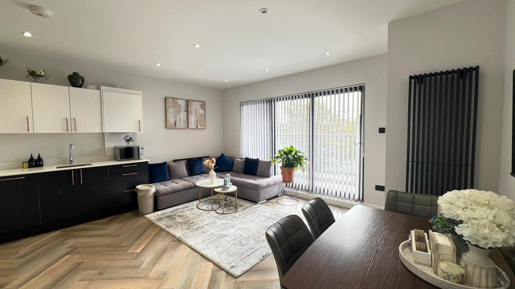 Apartment in London - View 2