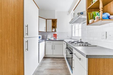 2 bedroom flat to rent, The Cut, London, SE1