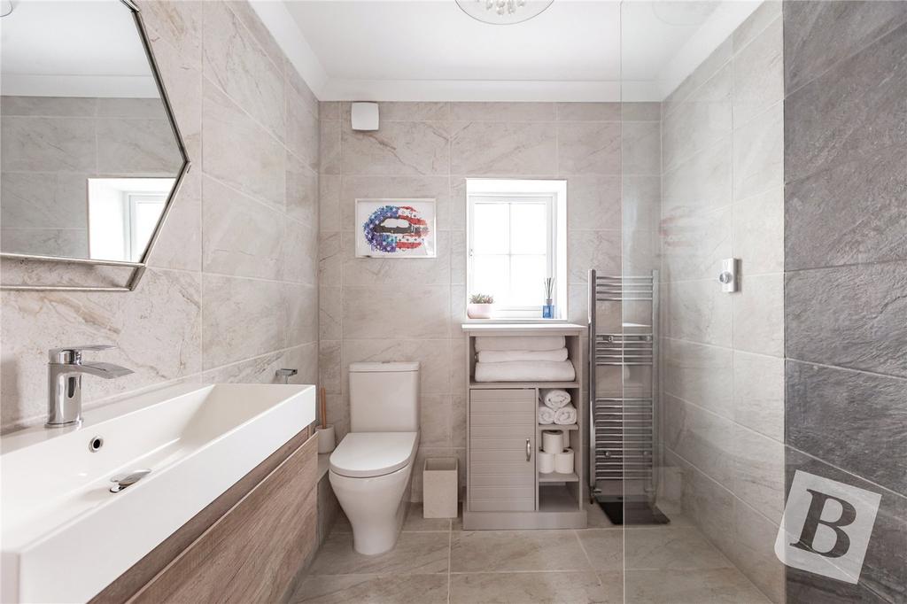 Ensuite