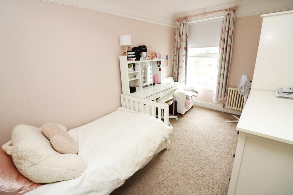 Bed 3