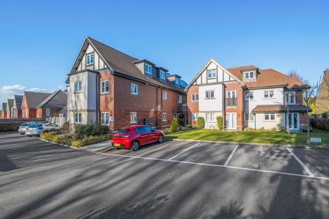 Fir Tree Court 301 Limpsfield Road, Warlingham, CR6 9RL