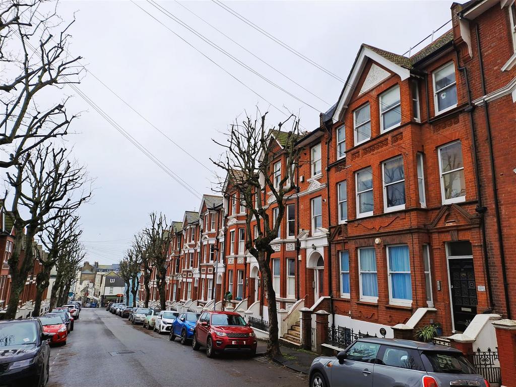 The Avenue.jpg