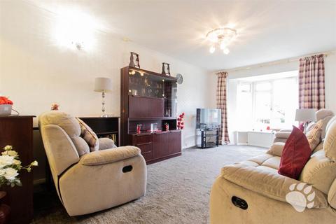 undefined, Brackendale Court, Basildon SS13