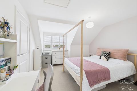 4 bedroom semi-detached house for sale, Turnside Street, Buckingham