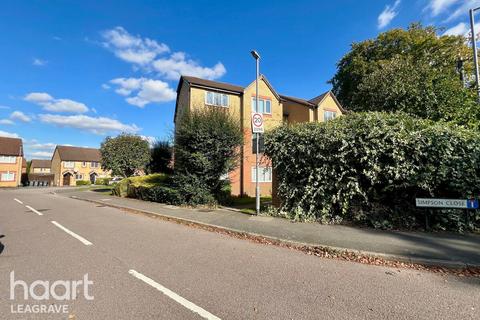 undefined, Simpson Close, Luton