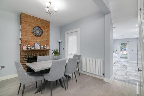 undefined, Birkbeck Road, London
