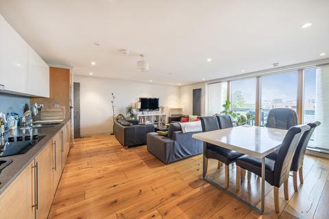 3 bedroom apartment for sale, Bermondsey Square, London