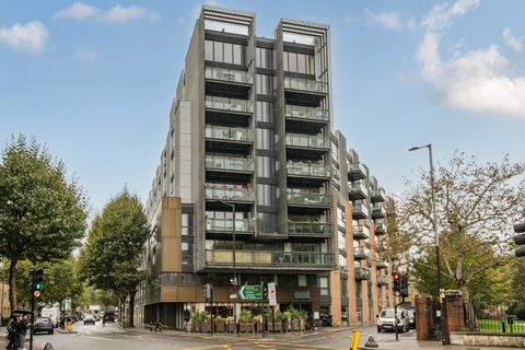 3 bedroom apartment for sale, Bermondsey Square, London