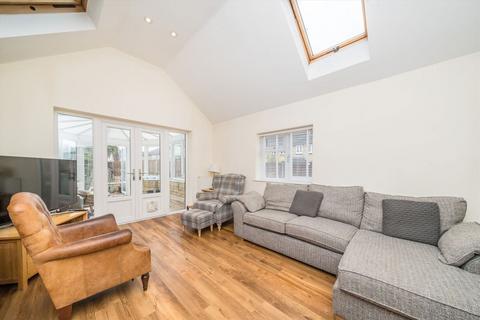 undefined, Ellerton Road, Surbiton KT6