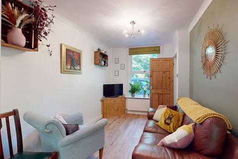 2 bedroom terraced house for sale, Grove Place, Faversham, Kent, ME13