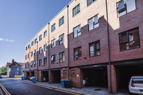 4 bedroom house of multiple occupation for sale, Dun Fields, Sheffield S3