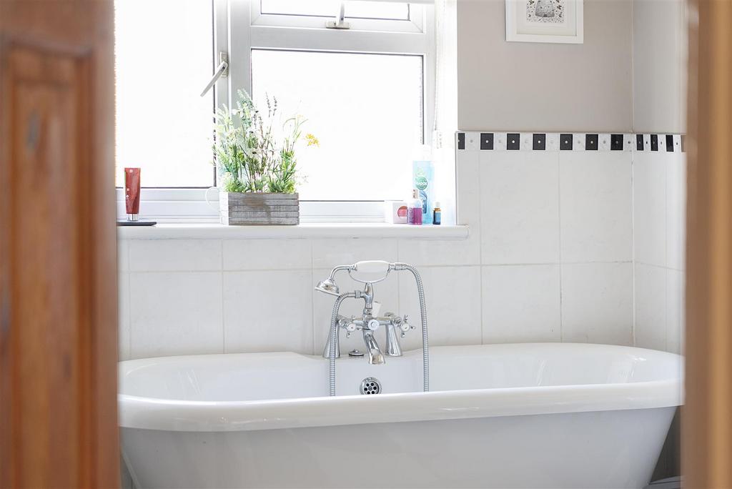 Fornham Road ph34.jpg