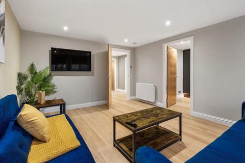 2 bedroom flat for sale, Grampian Gardens, Aberdeen AB21