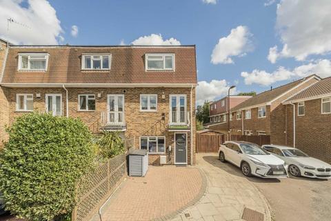 undefined, Aspen Close, London W5