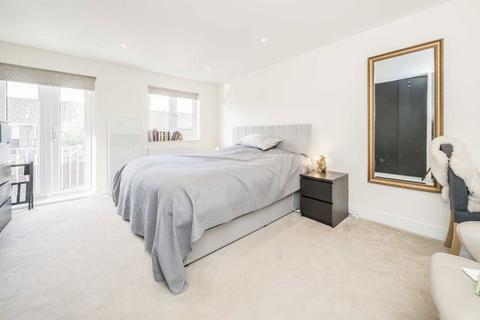 undefined, Aspen Close, London W5