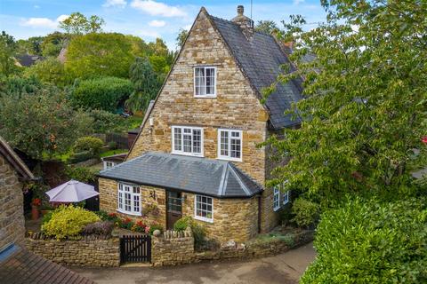 undefined, Coxs Lane, Hellidon, Daventry