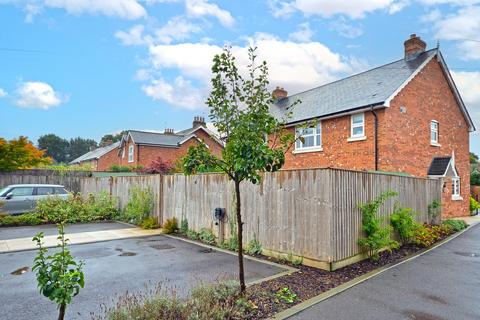 65 Guildford Road, Frimley Green, Camberley, GU16 6NN