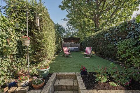 undefined, Danesdale Road, Victoria Park, London, E9