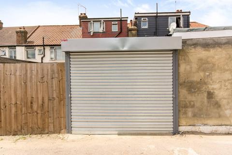 undefined, North Circular Road, Neasden, London, NW2